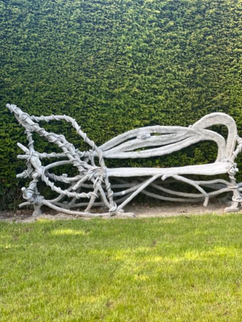 EXCLUSIVE CONCRETE GARDEN BENCH 