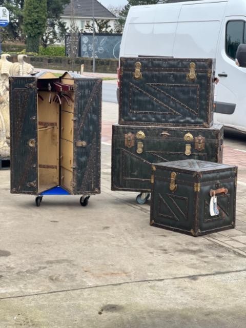 4 PICES TRAVEL TRUNKS “INNOVATION “ 