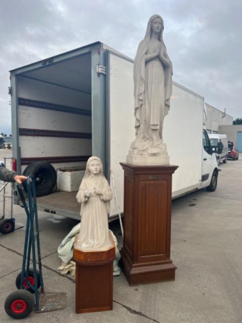 RELIGIOUS STATUES 