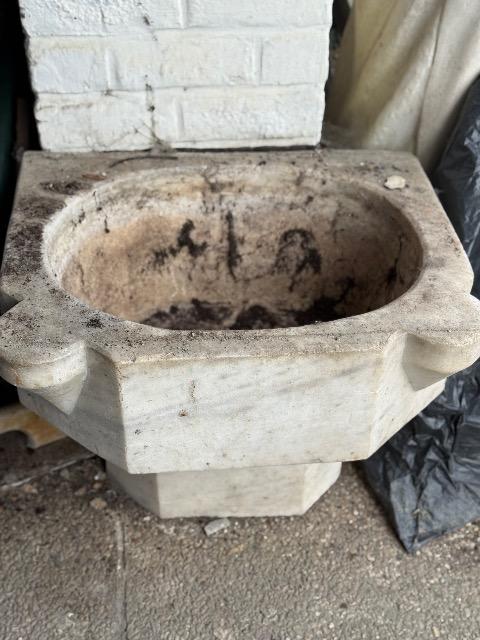MARBLE POTS 