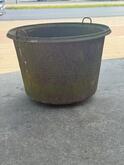 CAST IRON PLANTER H 57 cm D 97 cm 