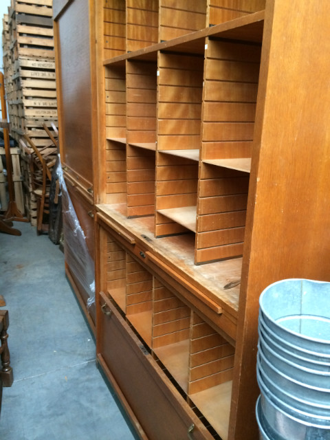 PAIR FOLDING CABINETS